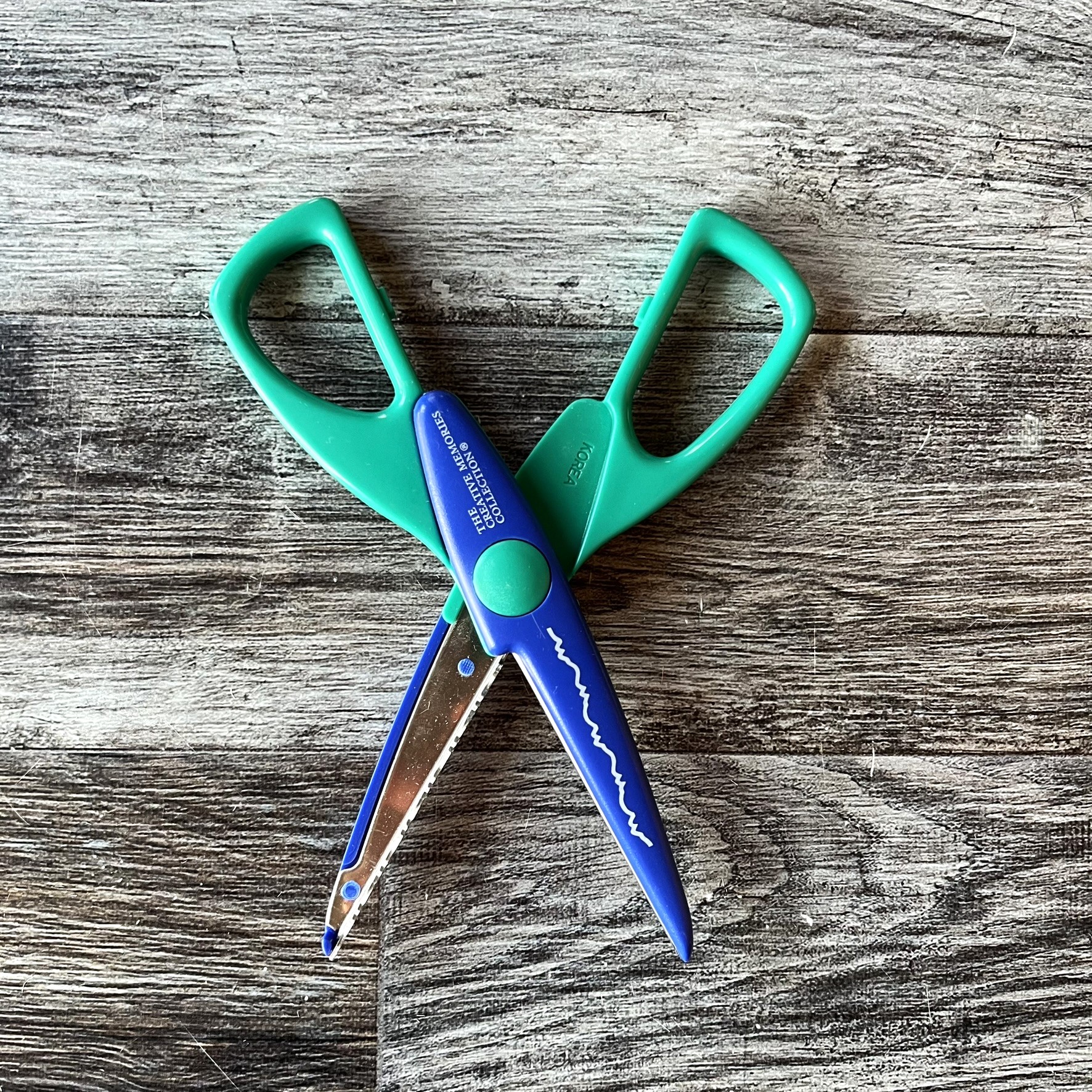 Creative Memories Alpine Decorative Scissors - Used - Tessa Scrapbooks